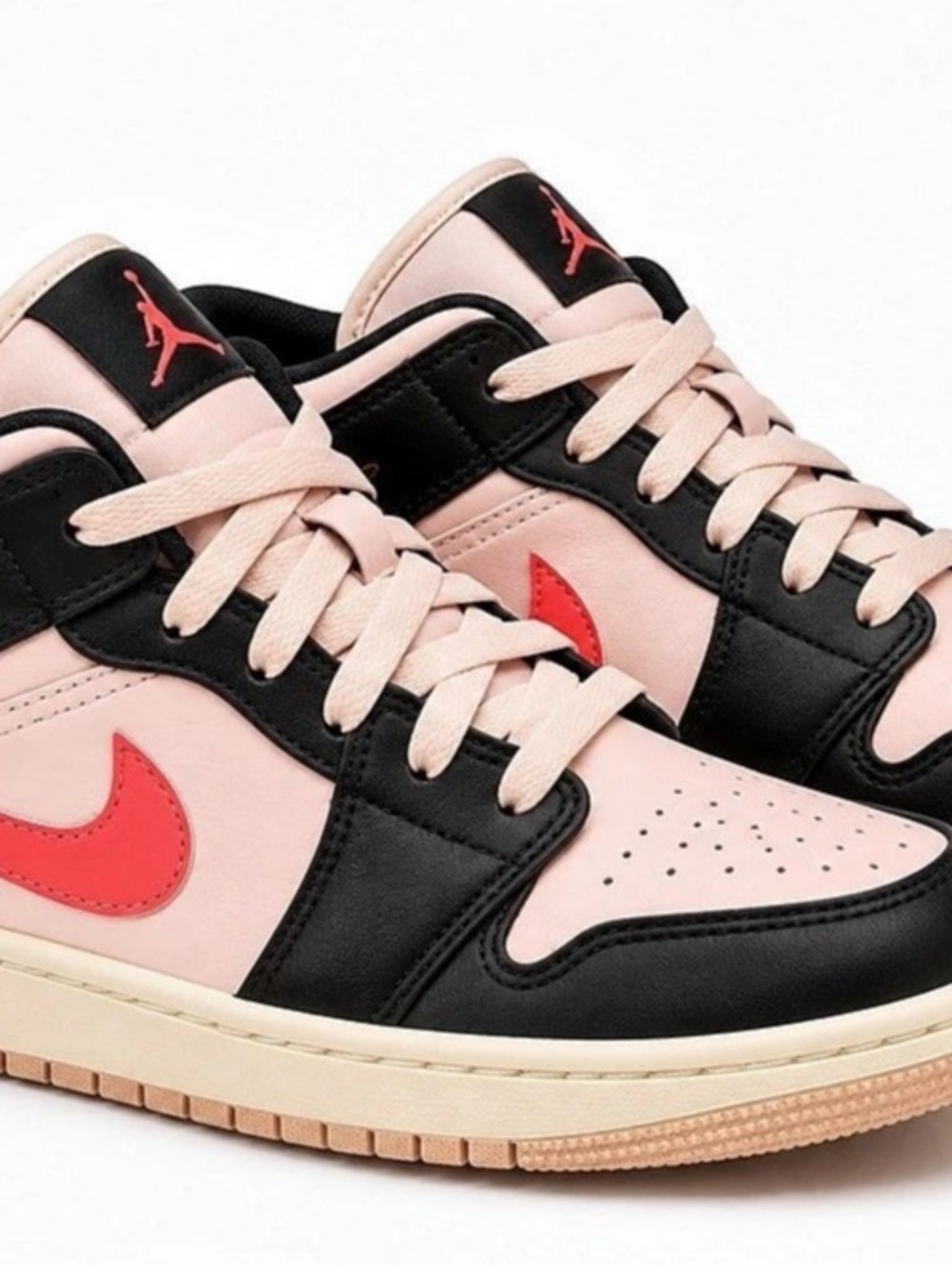 Jordan Air Jordan 1 Mid GS 'Black Pink Crimson' GS Pink & Black Sneakers